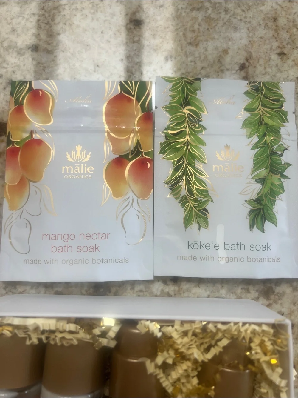 MALIE ORGANICS ASSORTMENT OF PRODUCTS FOR BODY & BATH NIB
